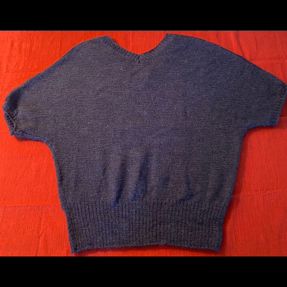 Sweater - Picture 2 of 6